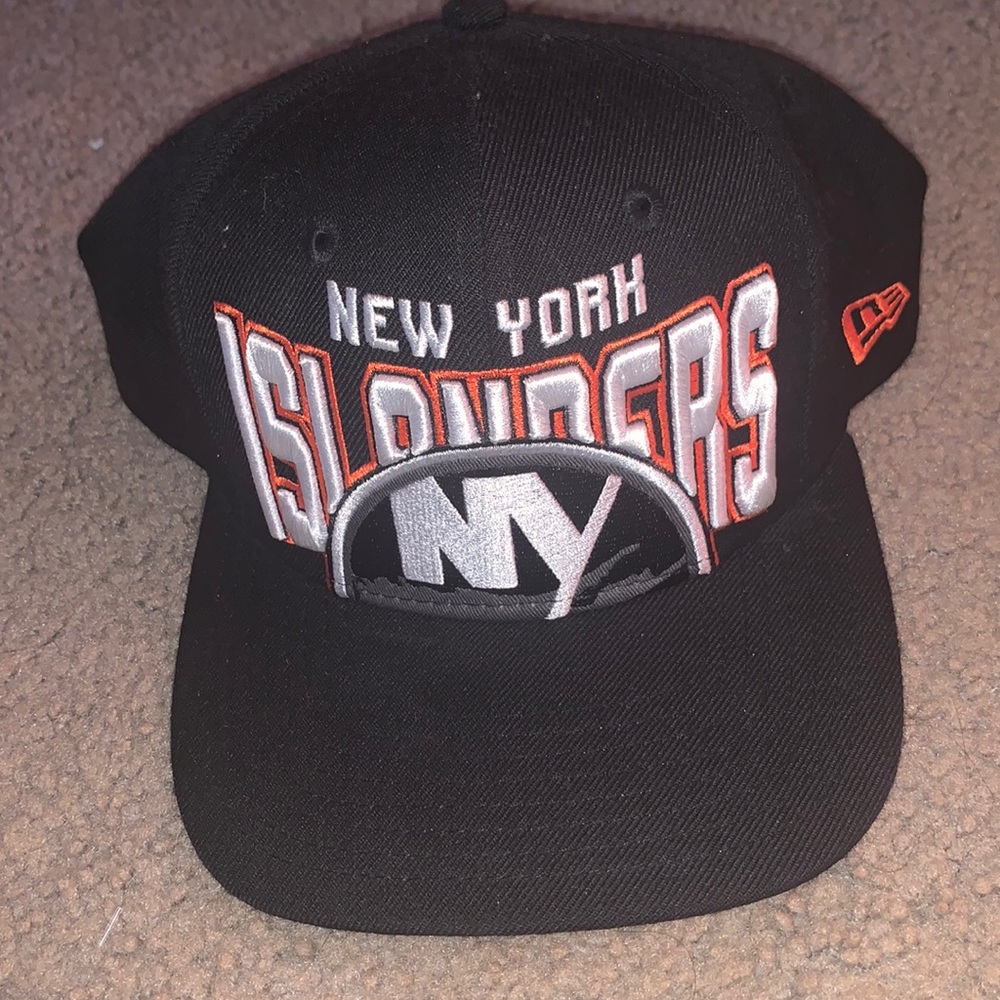 ⚫️ MENS SNAPBACK ⚫️ - Picture 1 of 2